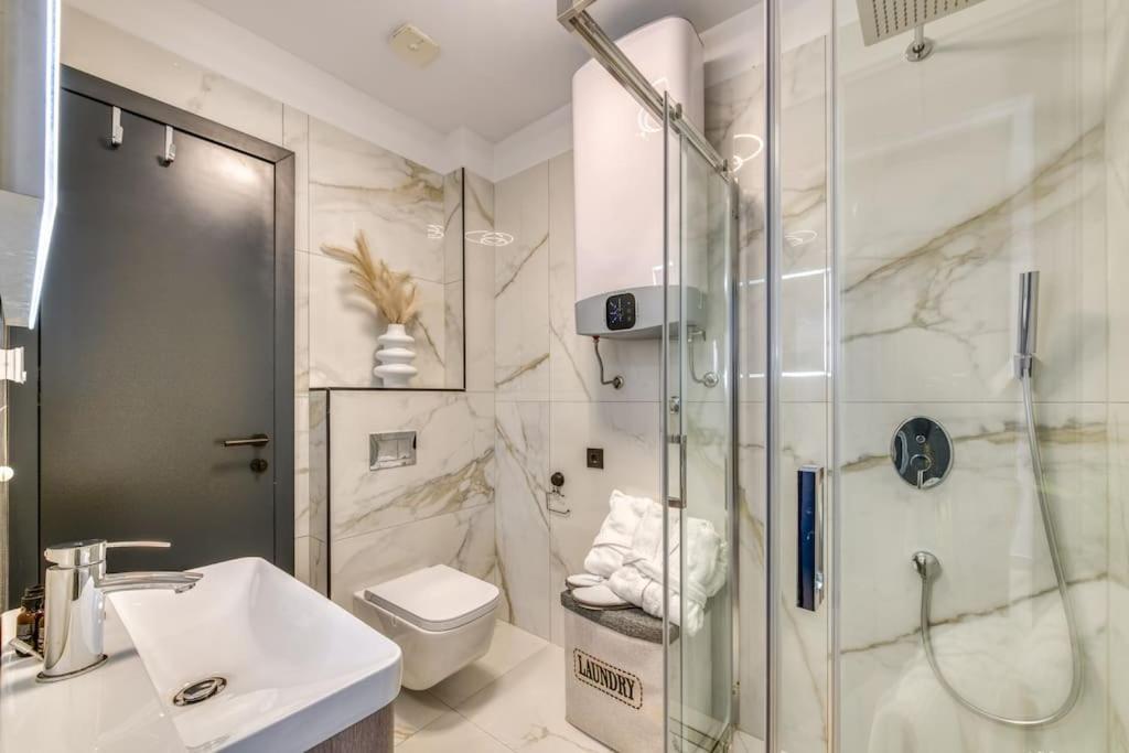 Apartment One B With Heated Private Pool Dubrovnik Luaran gambar