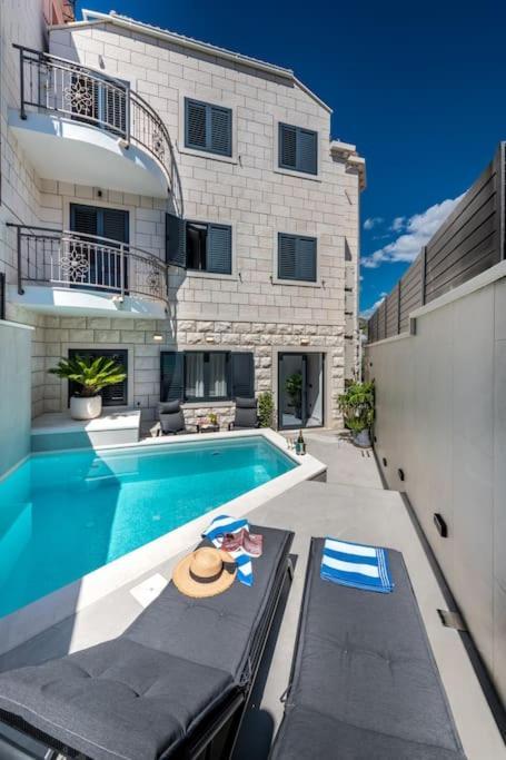 Apartment One B With Heated Private Pool Dubrovnik Luaran gambar