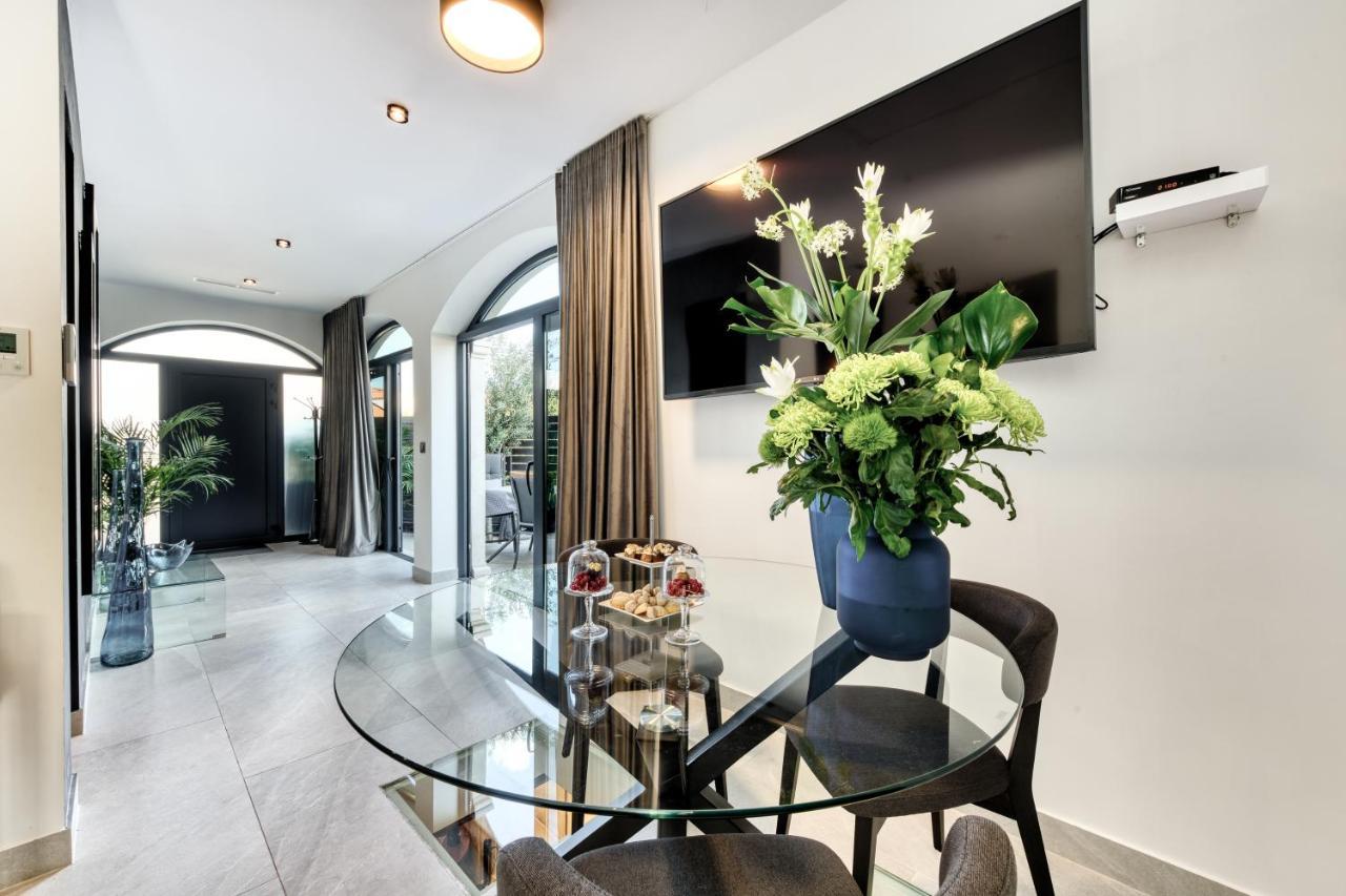 Apartment One B With Heated Private Pool Dubrovnik Luaran gambar