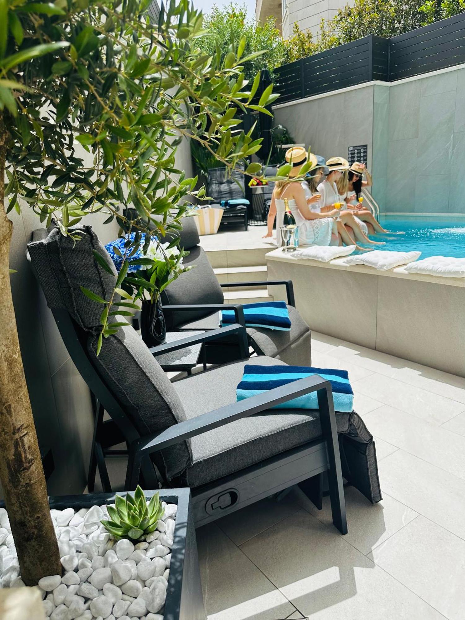 Apartment One B With Heated Private Pool Dubrovnik Luaran gambar
